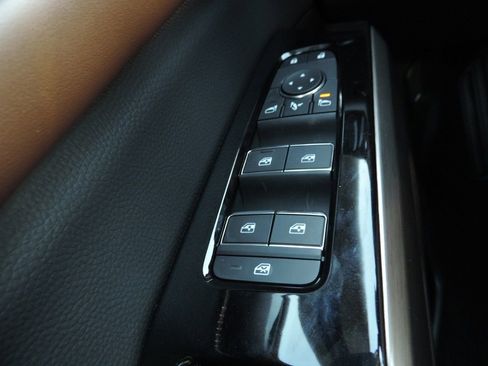 New 2025 Nissan Pathfinder Platinum w/ Cargo Package image 25