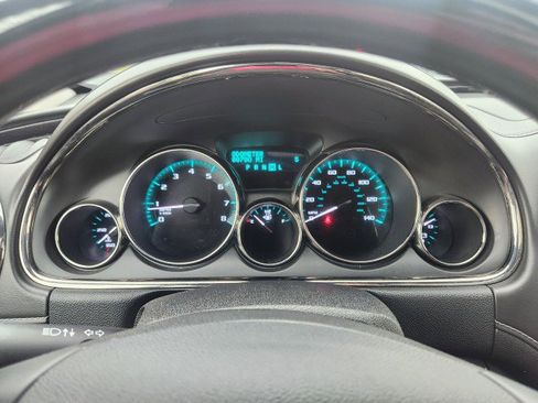 Used 2017 Buick Enclave Leather image 4