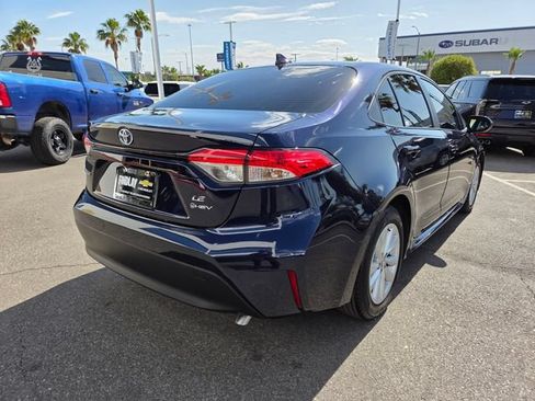 Used 2025 Toyota Corolla LE w/ LE Premium Package FWD image 6