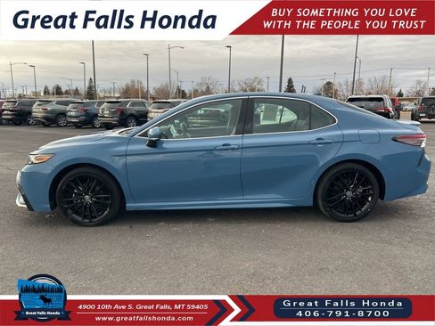 Used 2024 Toyota Camry XSE image 4