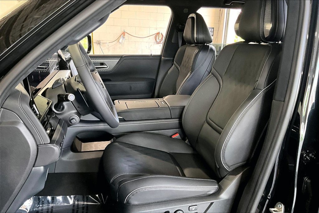 New 2027 INFINITI QX80 Autograph w/ Premium Cargo Package AWD/4WD image 9