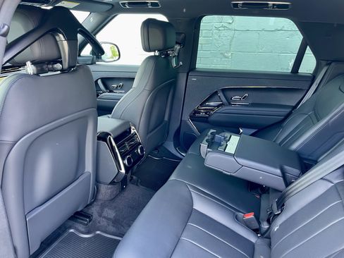 New 2026 Land Rover Range Rover Sport Dynamic SE AWD/4WD image 30