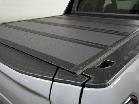 Used 2024 GMC Sierra EV Denali AWD/4WD image 4