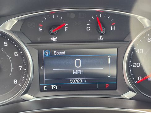 Used 2024 GMC Terrain SLE FWD image 28