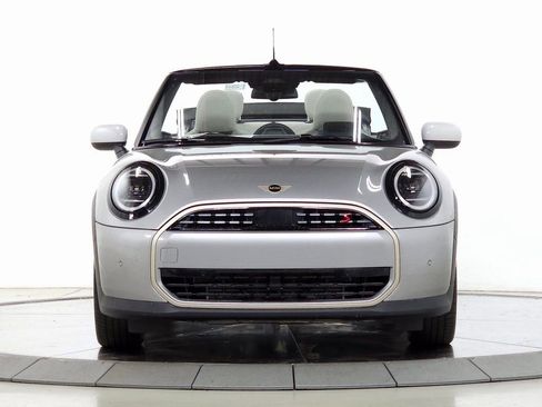 New 2026 MINI Cooper S image 2