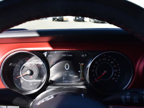 Used 2021 Jeep Wrangler Unlimited Rubicon image 17