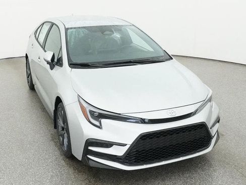 New 2026 Toyota Corolla SE FWD image 14