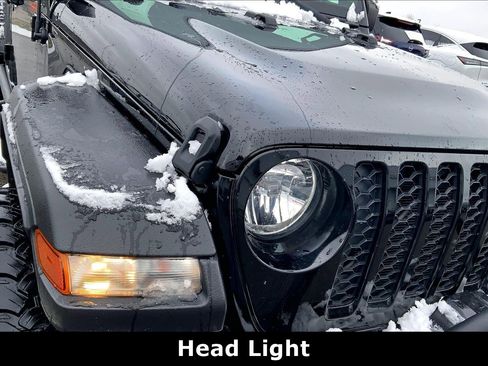 Used 2020 Jeep Gladiator Sport w/ Quick Order Package 24S image 29