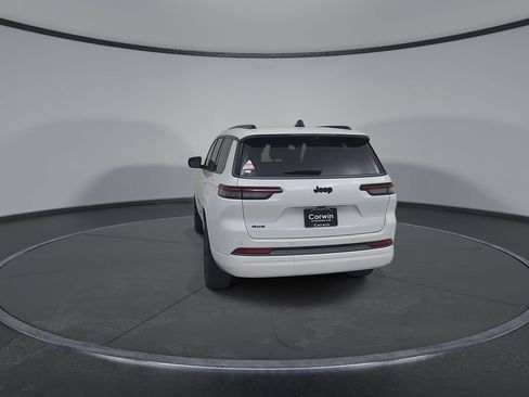 New 2026 Jeep Grand Cherokee L Limited AWD/4WD image 11