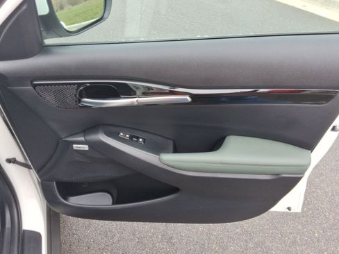 Used 2024 Kia Seltos SX image 26