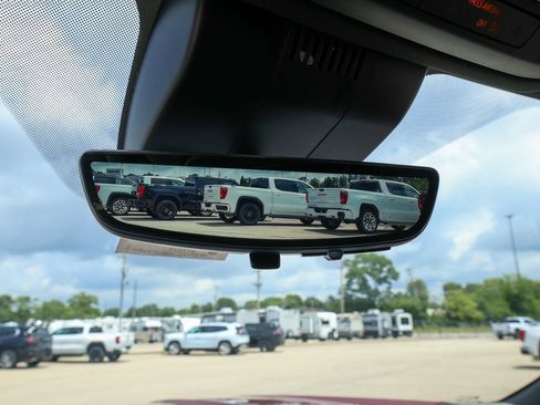 New 2026 GMC Yukon XL Denali w/ Advanced Technology Package AWD/4WD image 35