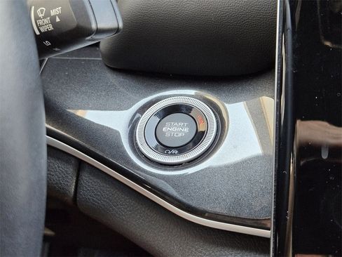 Used 2022 Jeep Grand Cherokee L Laredo image 20