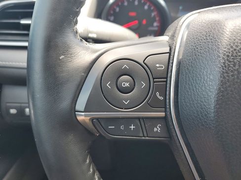 Used 2020 Toyota Camry XSE FWD image 19