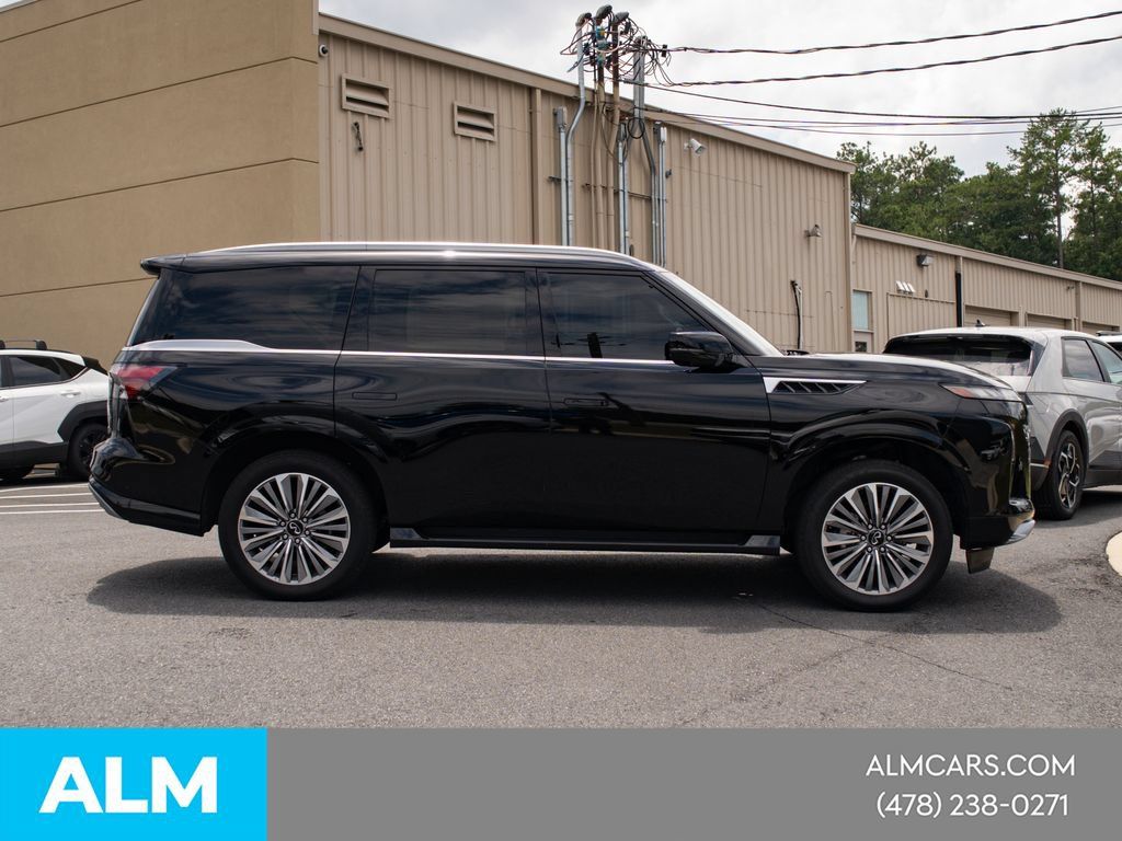 Used 2025 INFINITI QX80 Luxe AWD/4WD image 10