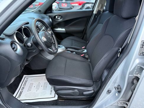 Used 2011 Nissan Juke S image 10