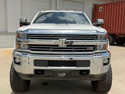Used 2015 Chevrolet Silverado 2500 LTZ w/ Duramax Plus Package AWD/4WD image 3