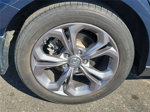 Used 2024 Honda Accord EX image 6