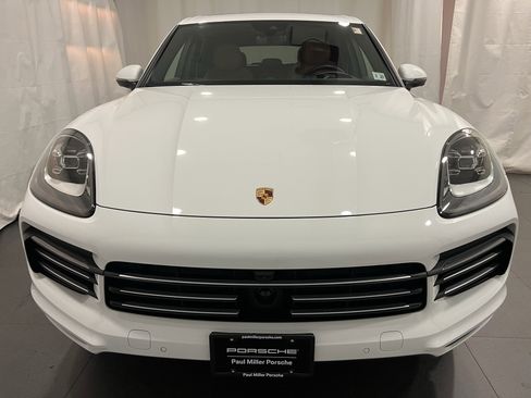 Certified 2022 Porsche Cayenne image 6