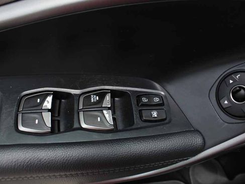 Used 2018 Hyundai Santa Fe Sport AWD/4WD image 12