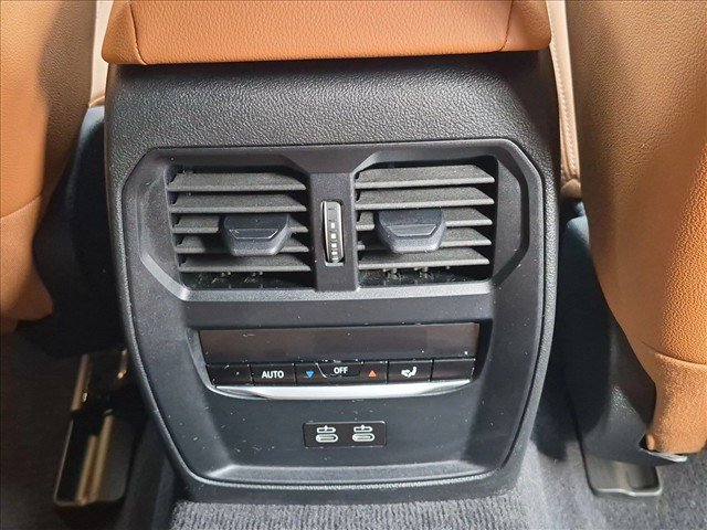 Used 2024 BMW i4 eDrive35 w/ Premium Package RWD image 18