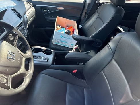 Used 2022 Honda Pilot Special Edition image 9