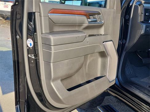 New 2026 GMC Sierra 2500 Denali w/ Denali Reserve Package image 15