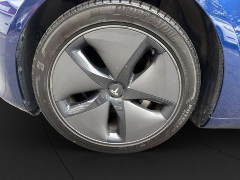 Used 2018 Tesla Model 3 Long Range AWD/4WD image 24