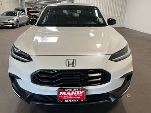 Used 2024 Honda HR-V Sport image 8