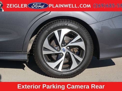 Used 2023 Subaru Legacy Premium AWD/4WD image 9