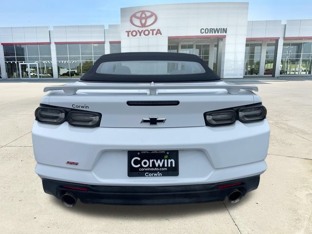 Used 2022 Chevrolet Camaro SS RWD image 4