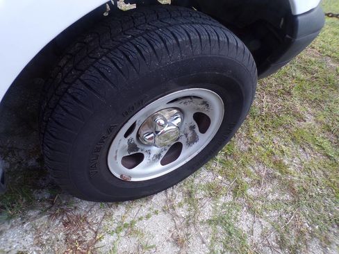 Used 2000 Ford F150 XL 2dr Standard Cab LB RWD image 14