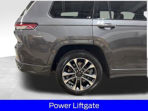 Used 2023 Jeep Grand Cherokee L Overland w/ Luxury Tech Group IV image 17