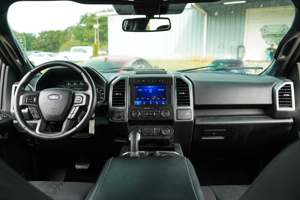 Used 2020 Ford F150 XLT w/ Equipment Group 302A Luxury AWD/4WD image 10