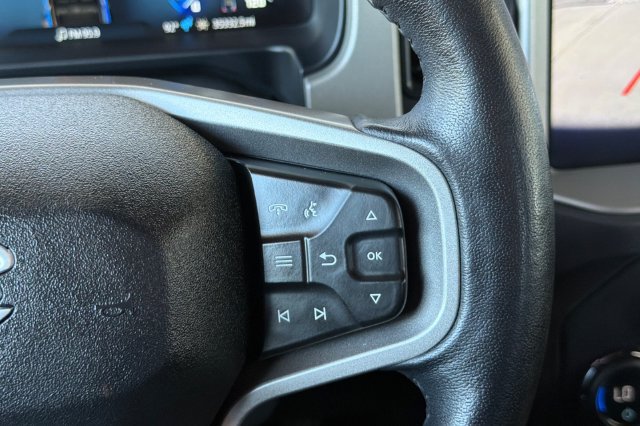 Used 2025 Ford Bronco Outer Banks AWD/4WD image 30
