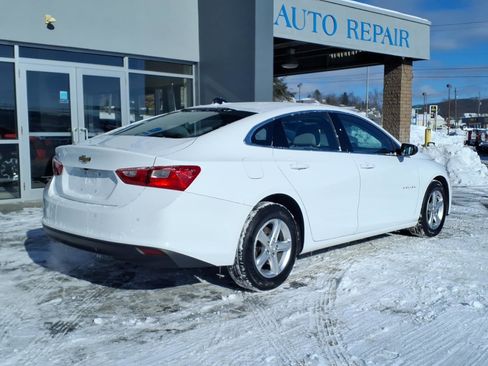 Used 2022 Chevrolet Malibu LS w/ Driver Confidence Package image 3