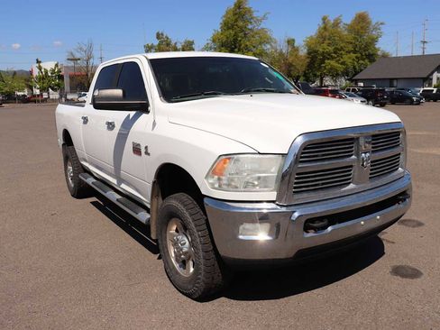Used 2011 RAM 2500 Big Horn AWD/4WD image 3