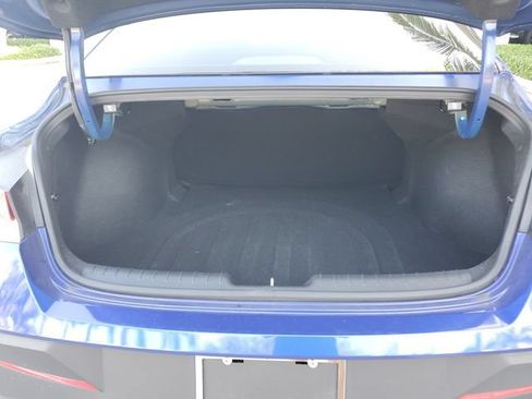 Used 2024 Hyundai Elantra SEL FWD image 6