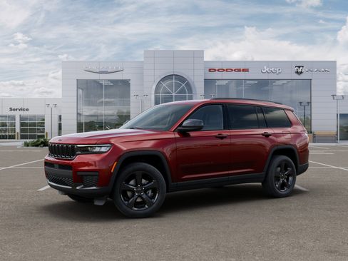 New 2025 Jeep Grand Cherokee L Altitude image 14