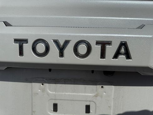 Used 2026 Toyota 4Runner Limited AWD/4WD image 22