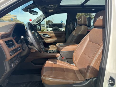 Used 2021 Chevrolet Tahoe High Country image 7