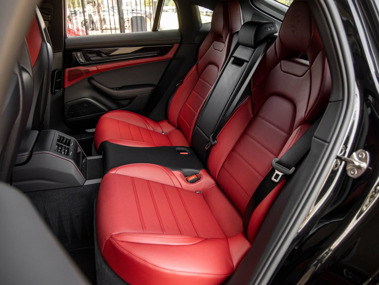 New 2026 Porsche Panamera RWD image 35