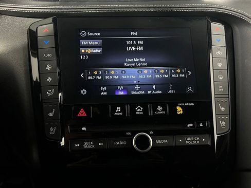 Used 2024 INFINITI QX50 Sport image 17