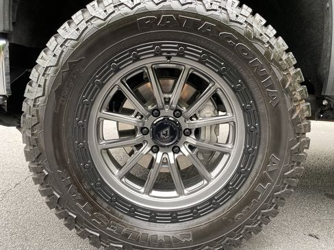 Used 2024 GMC Sierra 1500 SLT AWD/4WD image 45