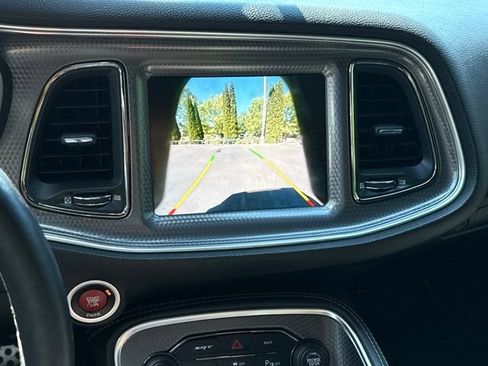 Used 2015 Dodge Challenger SRT Hellcat RWD image 27