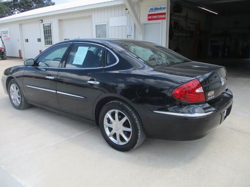 Used 2005 Buick LaCrosse CXS w/ Gold Convenience Package FWD image 14
