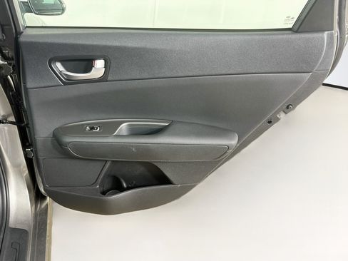 Used 2018 Kia Optima LX FWD image 28