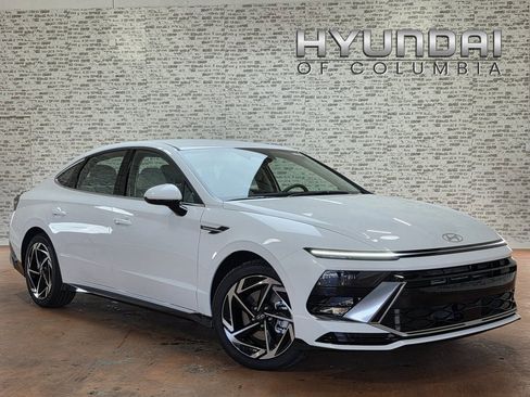 New 2026 Hyundai Sonata SEL image 1