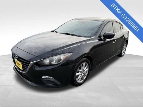 Used 2016 MAZDA MAZDA3 i Sport w/ Preferred Equipment Package image 3