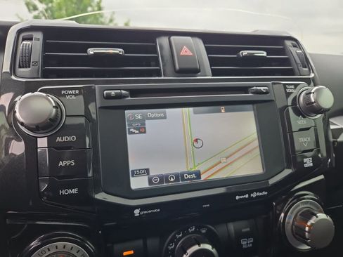 Used 2018 Toyota 4Runner TRD Off-Road Premium AWD/4WD image 29