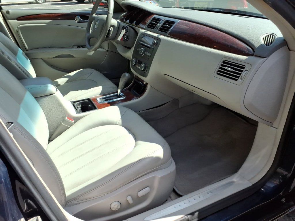 Used 2008 Buick Lucerne CXL w/ Driver Confidence Package FWD image 10